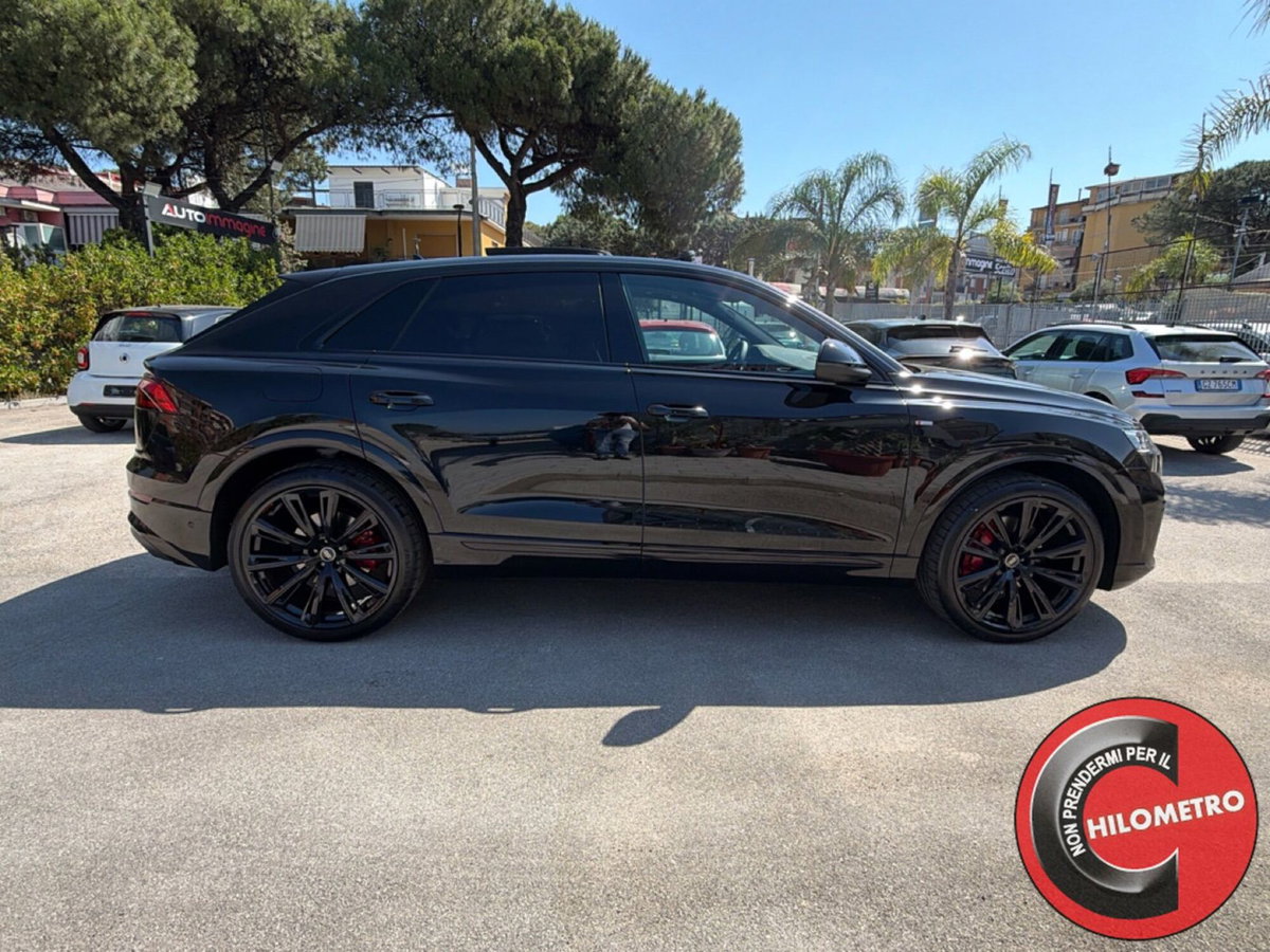 Audi Q8 3.0 tdi mhev S line edition quattro 286cv tiptronic (7)