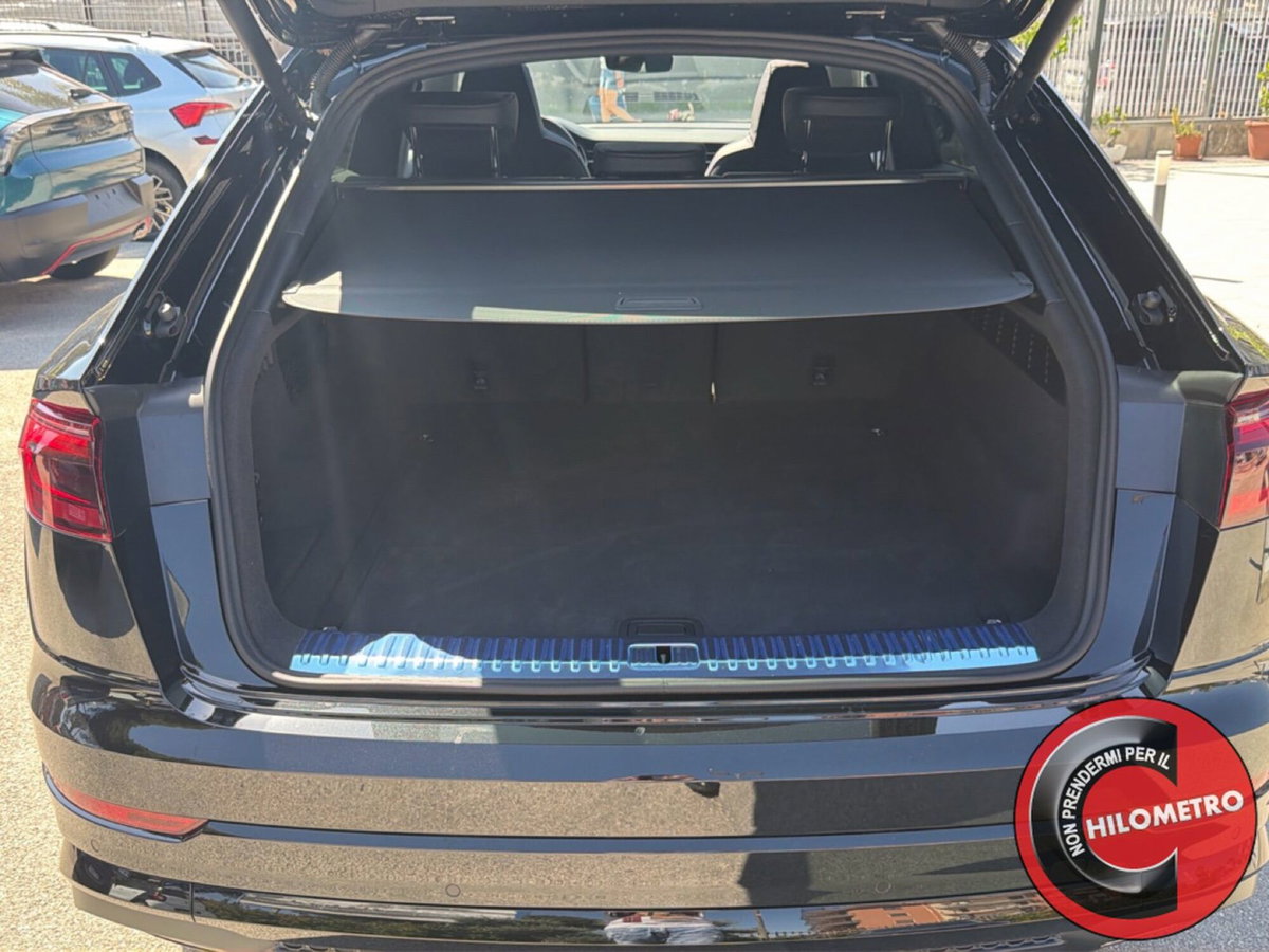 Audi Q8 3.0 tdi mhev S line edition quattro 286cv tiptronic (9)