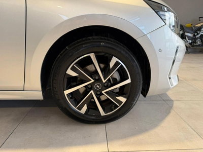 Opel Corsa 1.2 hybrid GS 110cv dct6 (15)