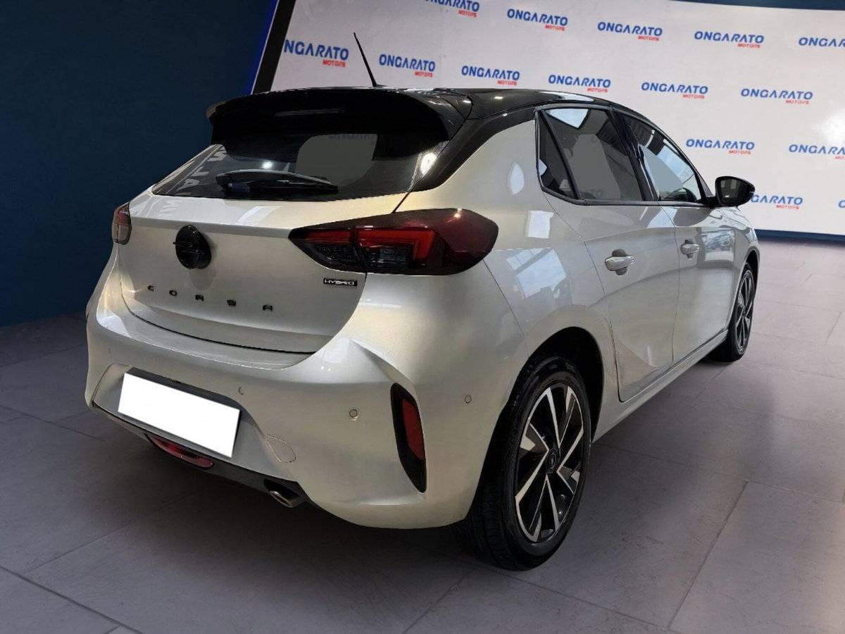 Opel Corsa 1.2 hybrid GS 110cv dct6 (4)
