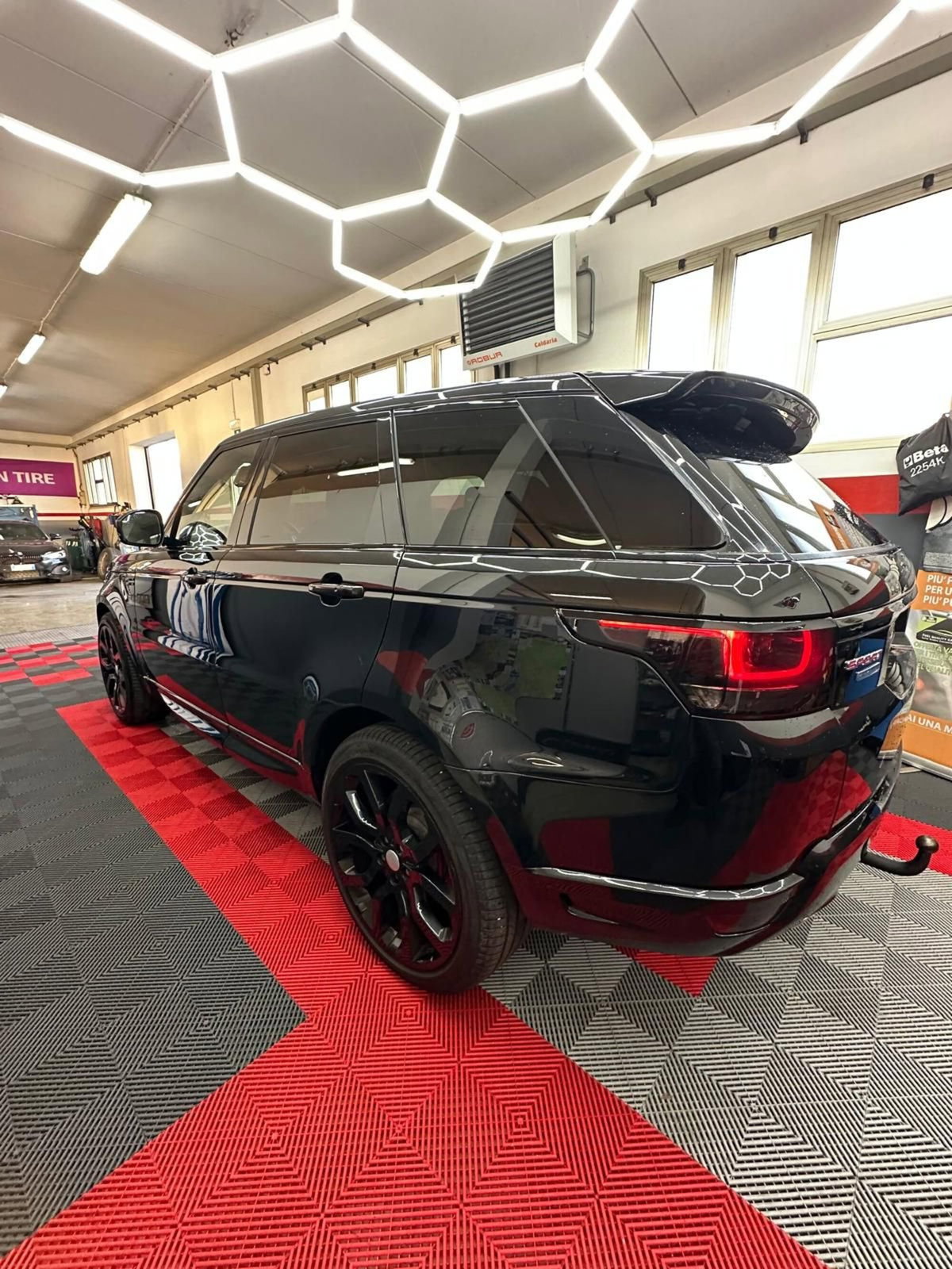 Land Rover Range Rover Sport 3.0 SDV6 Autobiography (14)