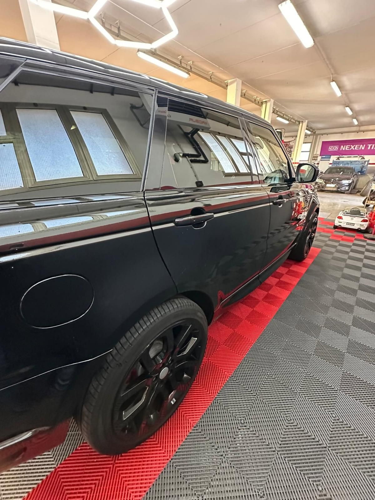 Land Rover Range Rover Sport 3.0 SDV6 Autobiography (20)