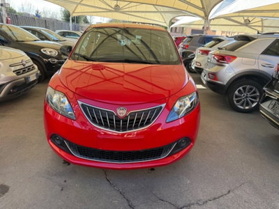 Lancia Ypsilon 1.2 69 CV 5 porte GPL Ecochic Silver (4)