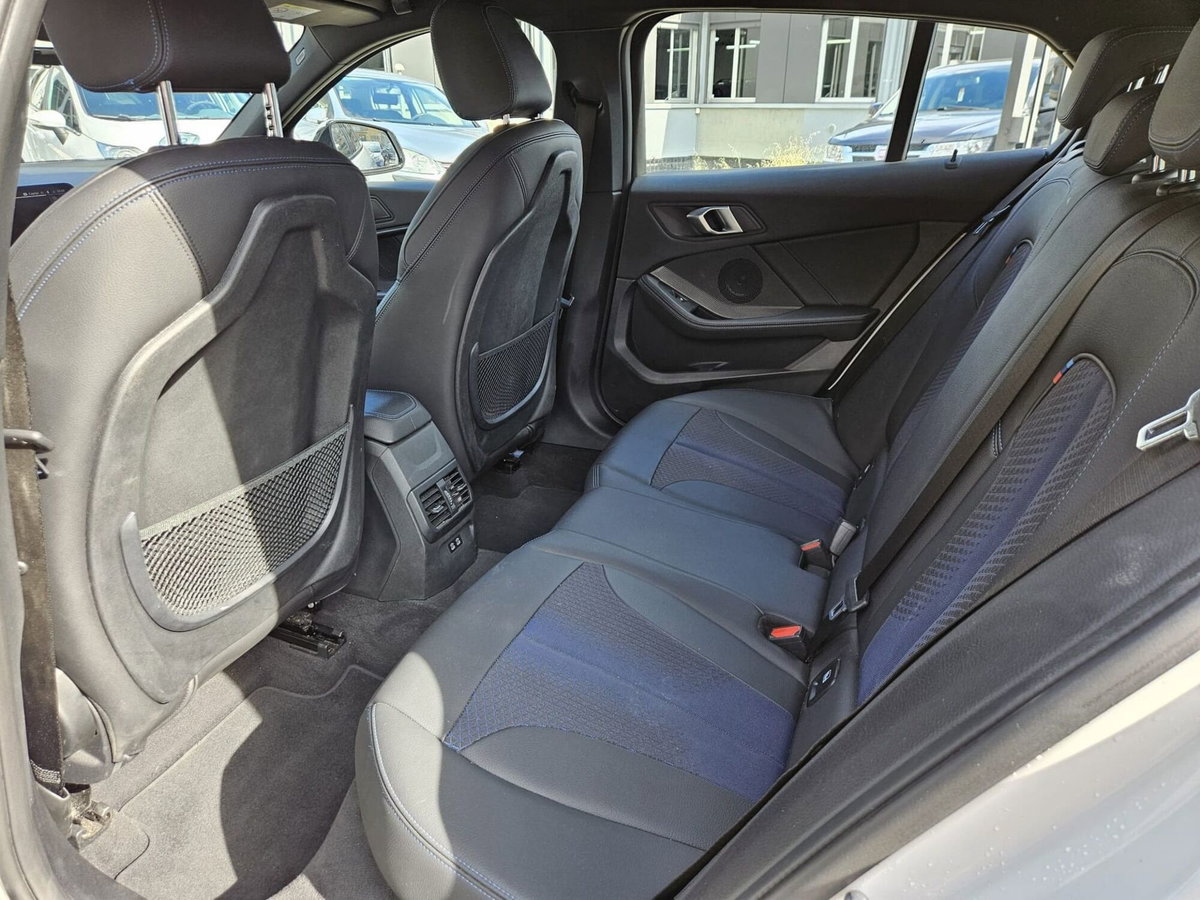 BMW Serie 1 5p. 118d 5p. Msport (8)