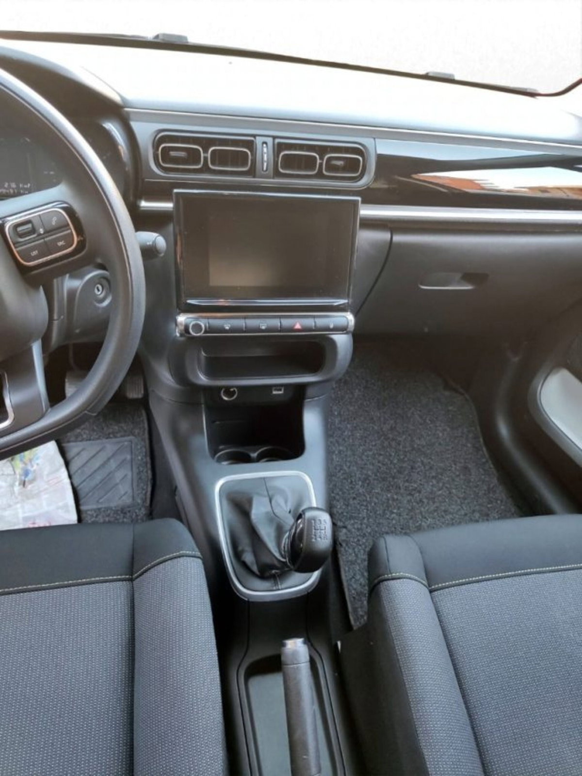 Citroen C3 PureTech 83 S&S Shine (5)