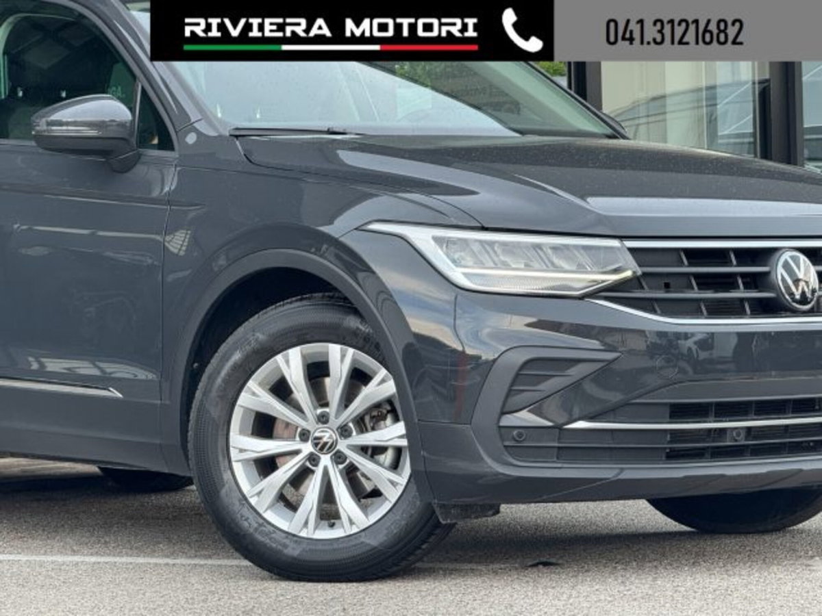 Volkswagen Tiguan 2.0 TDI 150 CV SCR DSG 4MOTION Life (13)