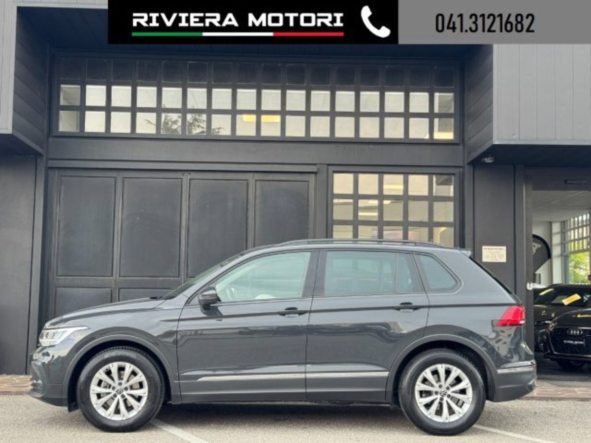 Volkswagen Tiguan 2.0 TDI 150 CV SCR DSG 4MOTION Life (2)