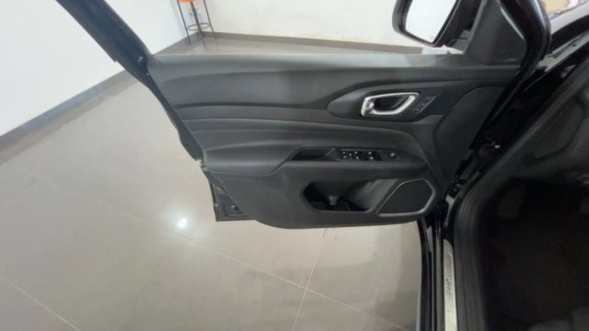 Jeep Compass 1.5 turbo t4 mhev Summit 2wd 130cv dct (14)