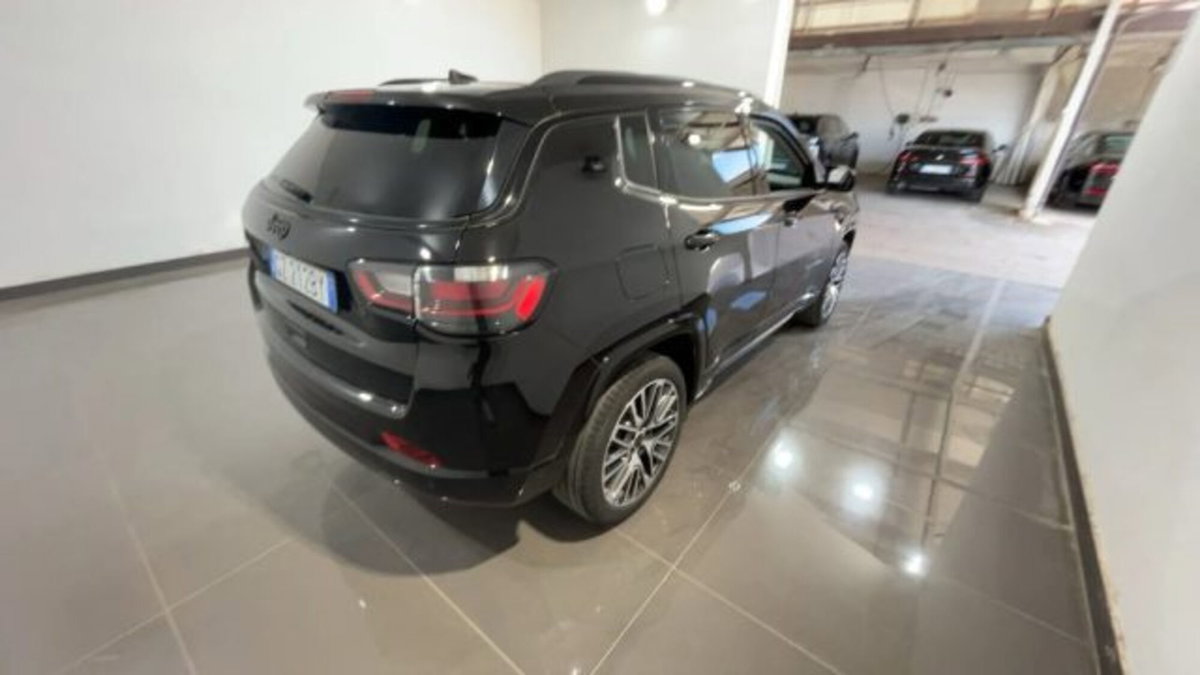 Jeep Compass 1.5 turbo t4 mhev Summit 2wd 130cv dct (17)