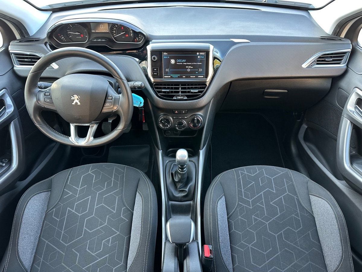 Peugeot 2008 BlueHDi 100 S&S Active (6)