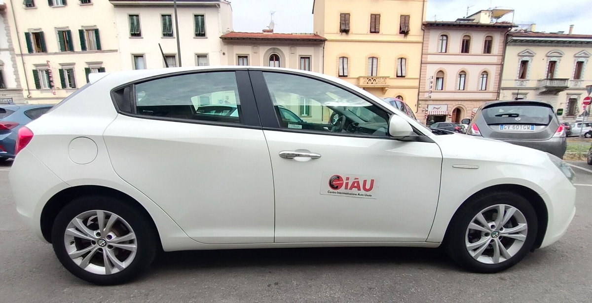 Alfa Romeo Giulietta 1.6 JTDm-2 Progression c/CL (10)