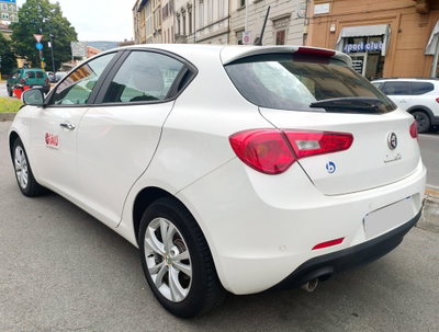 Alfa Romeo Giulietta 1.6 JTDm-2 Progression c/CL (7)