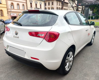 Alfa Romeo Giulietta 1.6 JTDm-2 Progression c/CL (9)
