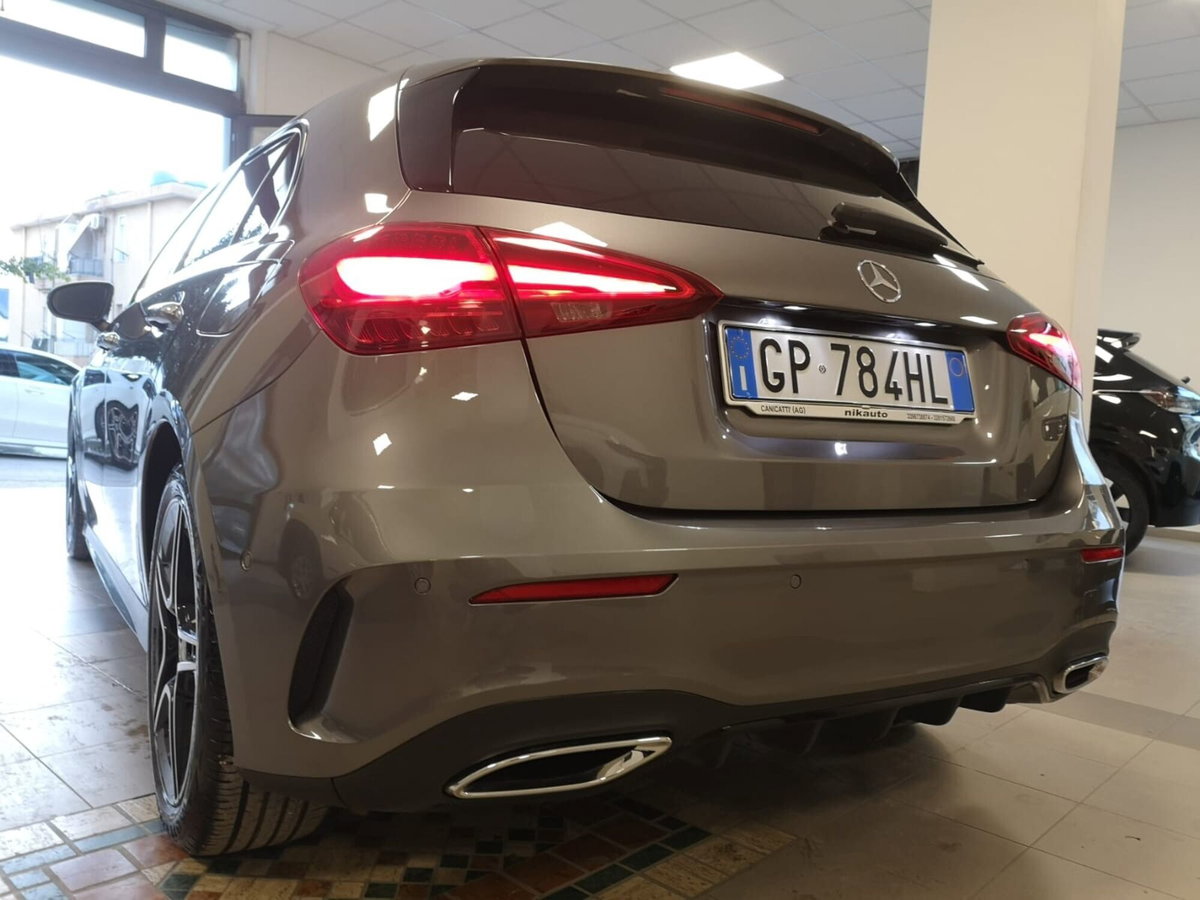 Mercedes-Benz Classe A 180 d Automatic Premium (11)