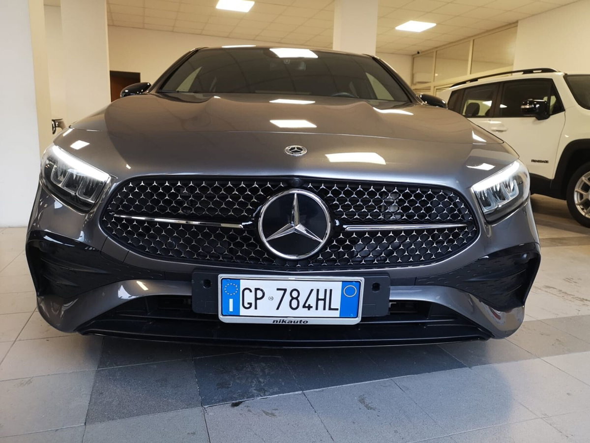 Mercedes-Benz Classe A 180 d Automatic Premium (2)