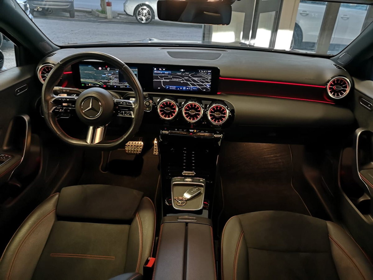 Mercedes-Benz Classe A 180 d Automatic Premium (20)