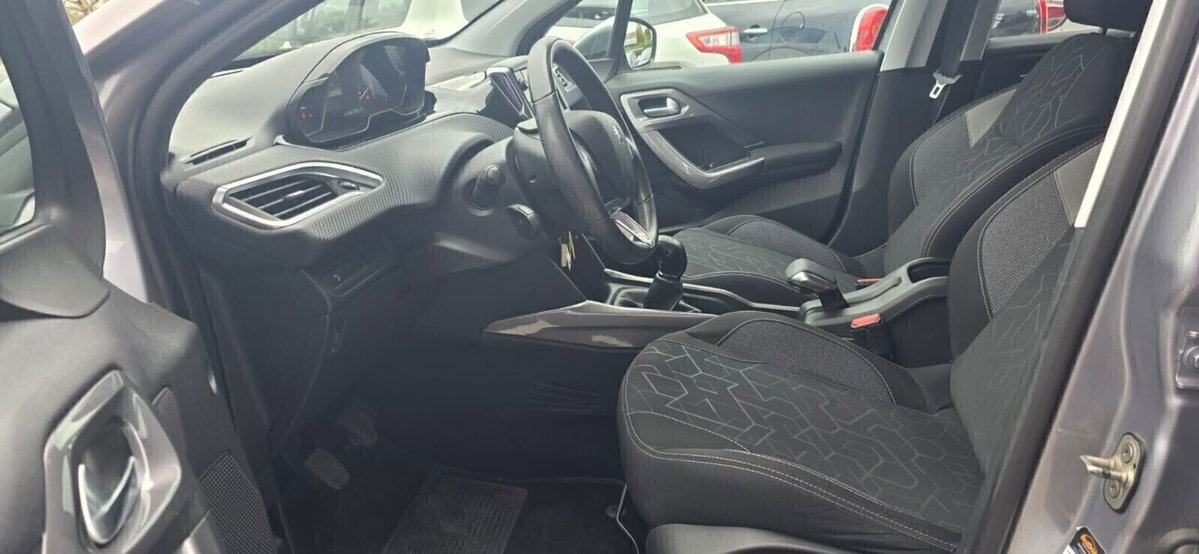 Peugeot 2008 75 Active (11)
