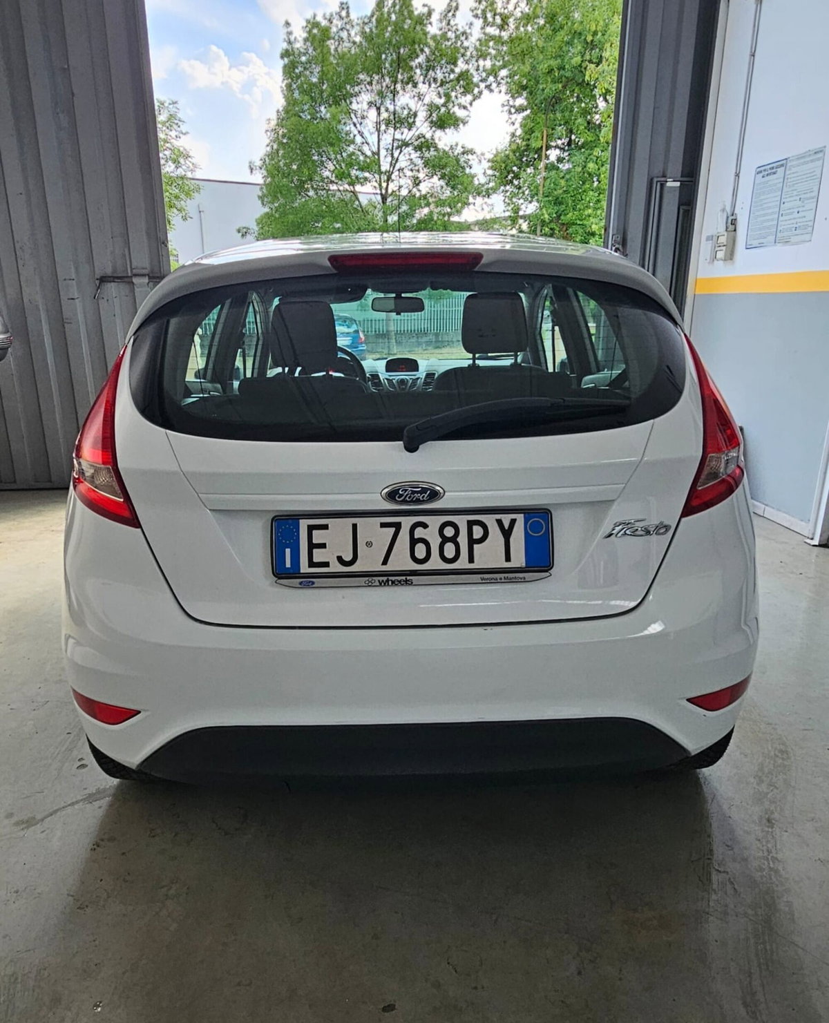 Ford Fiesta Ikon 1.4 5 porte Bz.- GPL (12)
