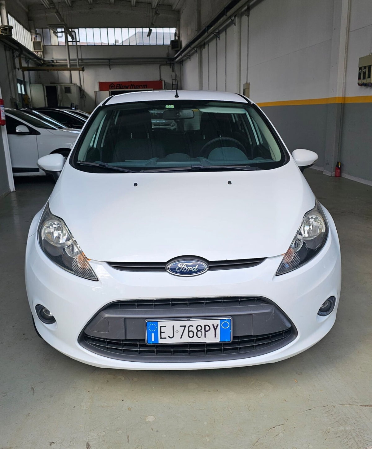 Ford Fiesta Ikon 1.4 5 porte Bz.- GPL (13)