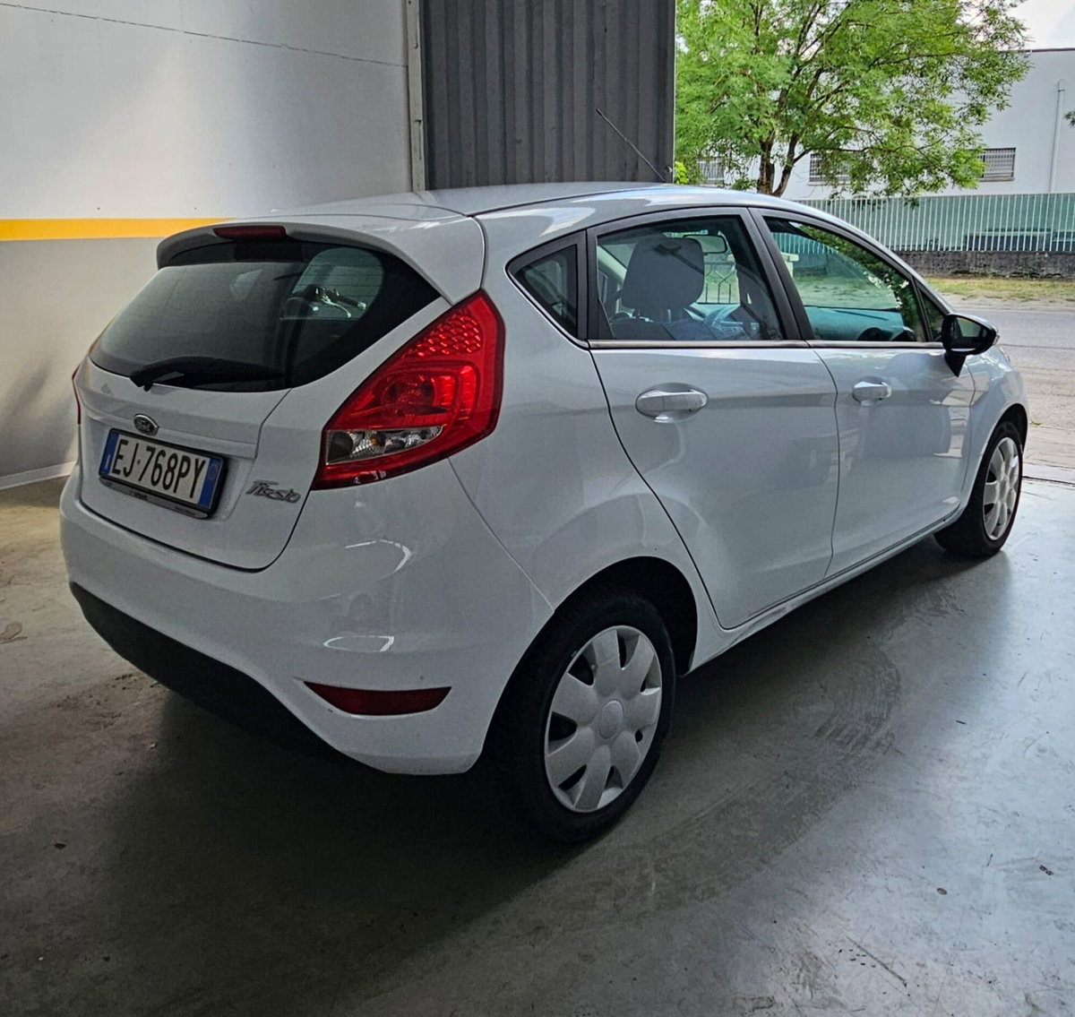Ford Fiesta Ikon 1.4 5 porte Bz.- GPL (4)