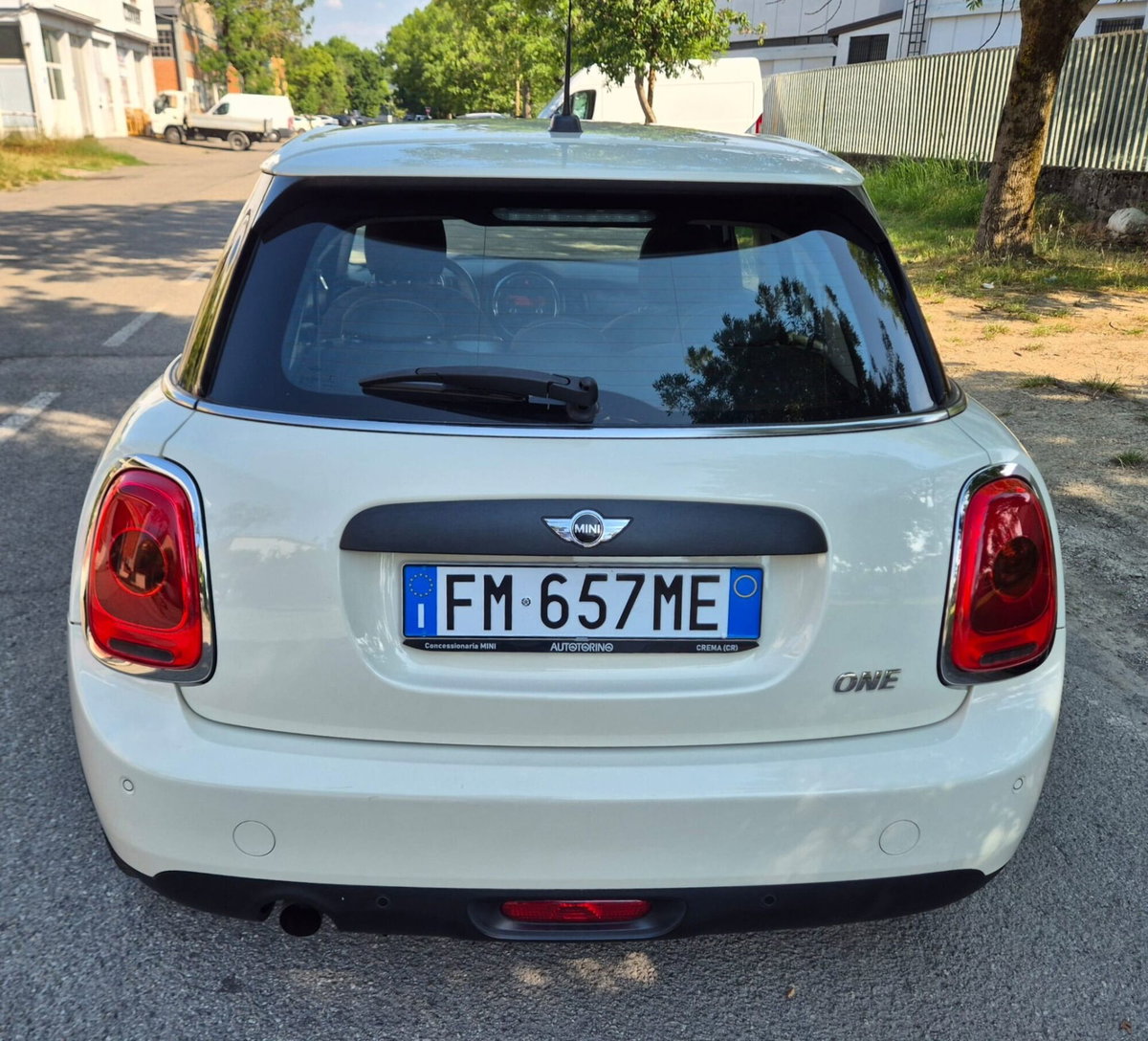 MINI Mini 1.5 One Essential (5)