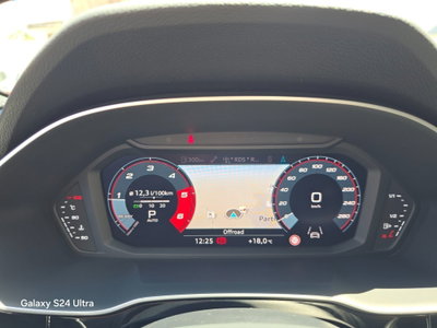 Audi Q3 Sportback 35 TDI quattro S tronic S line edition (16)