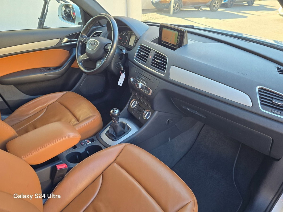 Audi Q3 2.0 TDI Advanced (11)