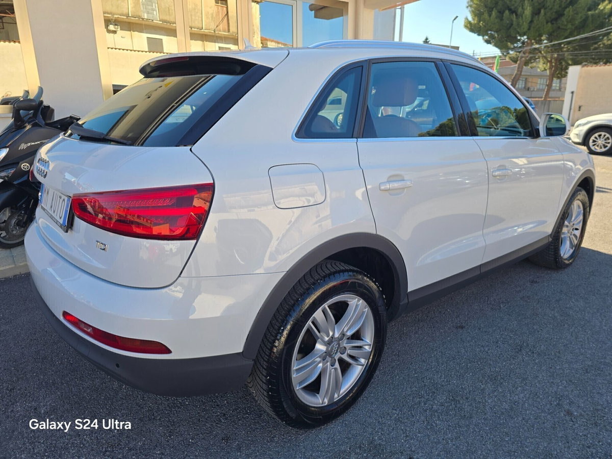 Audi Q3 2.0 TDI Advanced (4)