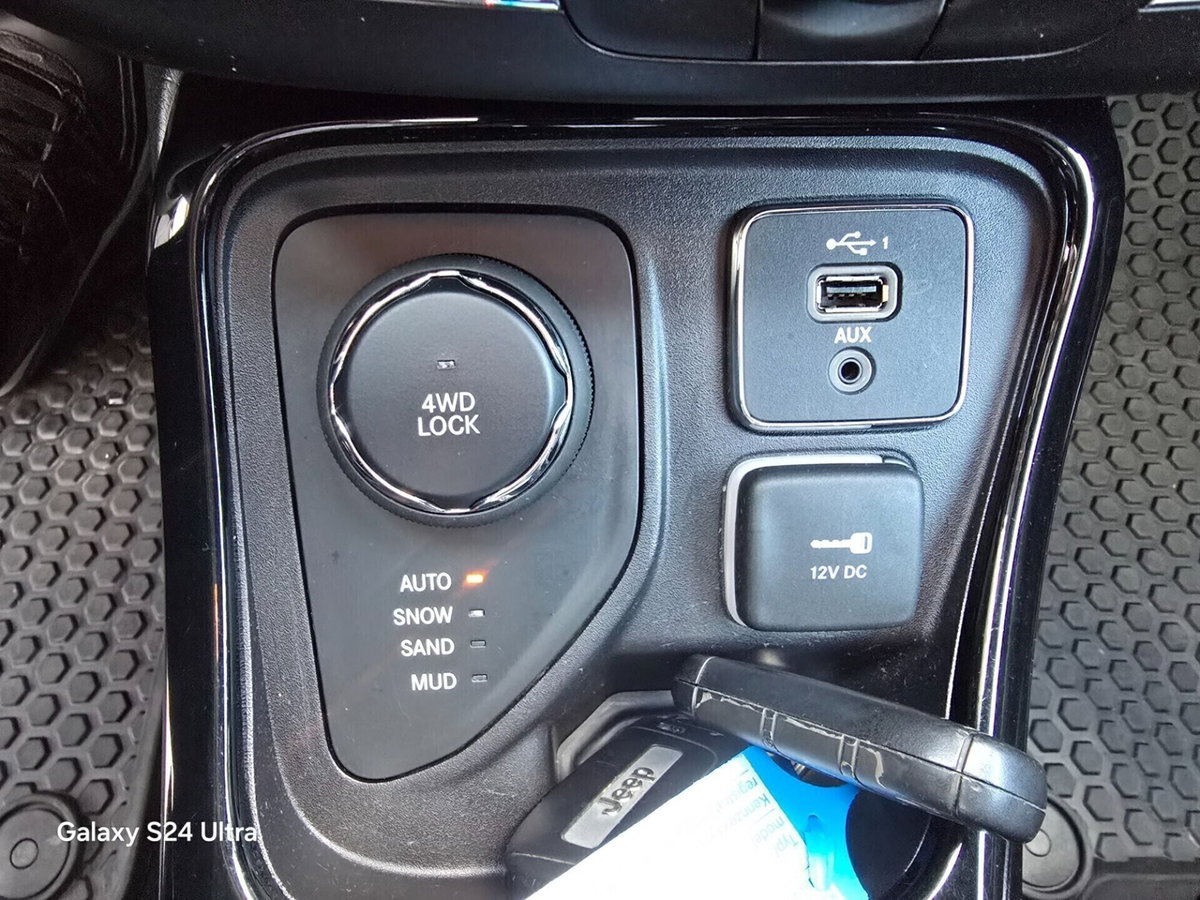 Jeep Compass 2.0 Multijet II 170 CV aut. 4WD Limited (14)