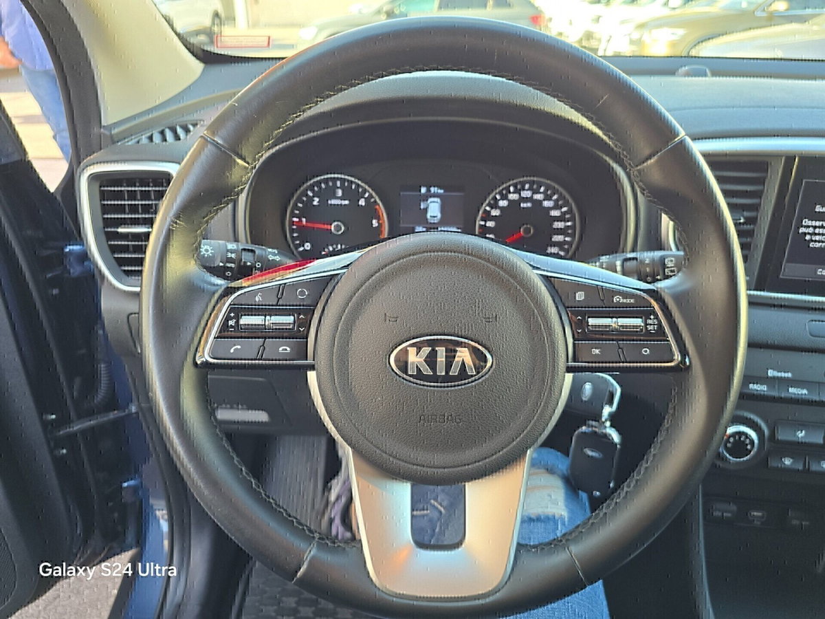 Kia Sportage 1.6 CRDI 136 CV 2WD Mild Hybrid Urban (11)
