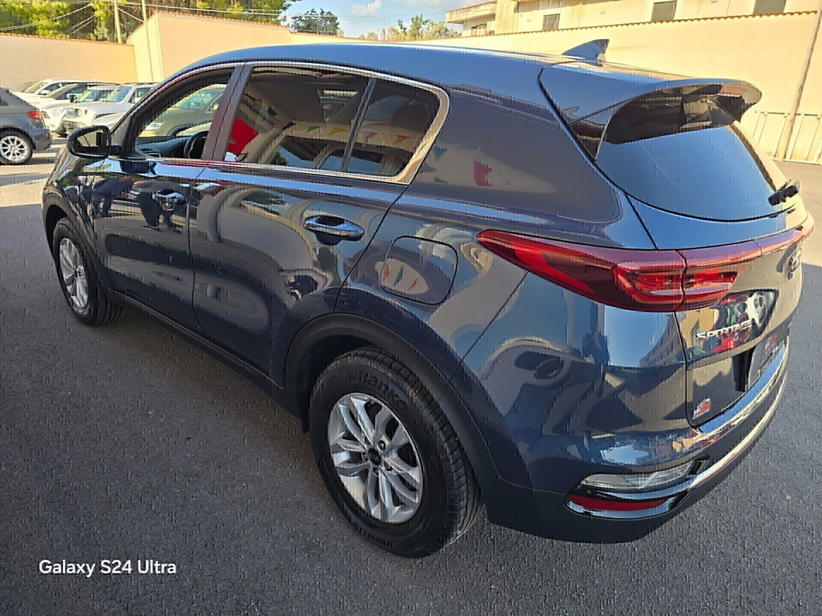 Kia Sportage 1.6 CRDI 136 CV 2WD Mild Hybrid Urban (4)