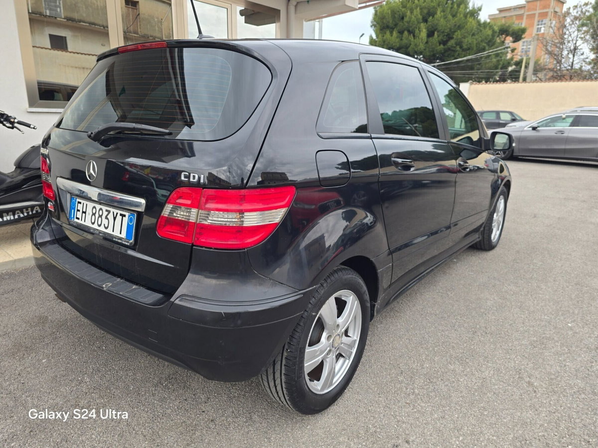 Mercedes-Benz Classe B 180 CDI Chrome (4)
