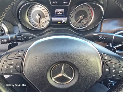 Mercedes-Benz GLA SUV 220 CDI Automatic Premium (15)
