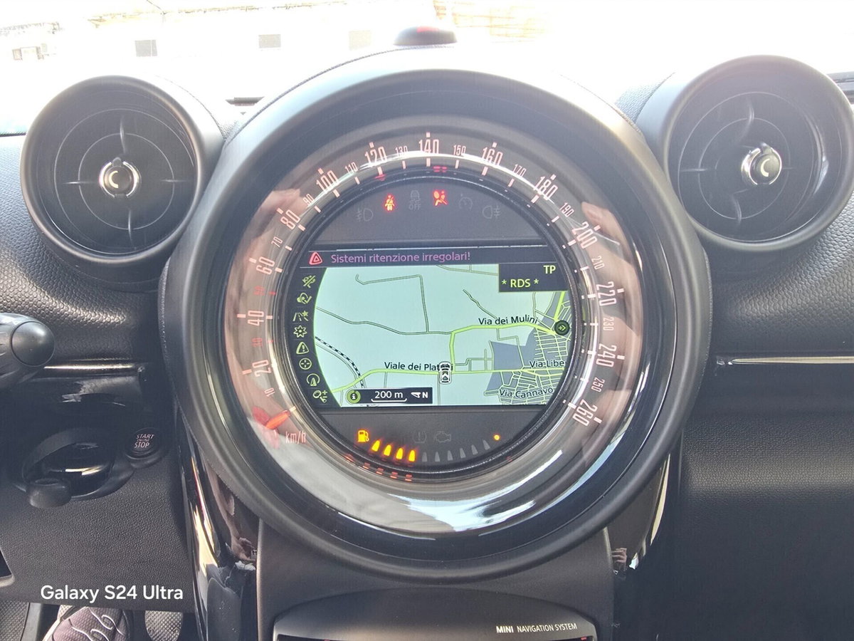 MINI Mini Countryman 1.6 Cooper D Countryman (11)