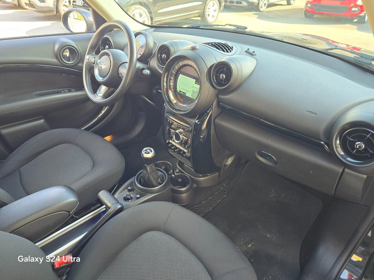 MINI Mini Countryman 1.6 Cooper D Countryman (12)
