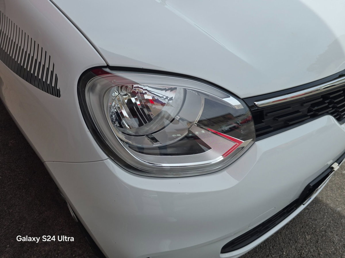 Renault Twingo SCe 65 CV Signature (7)