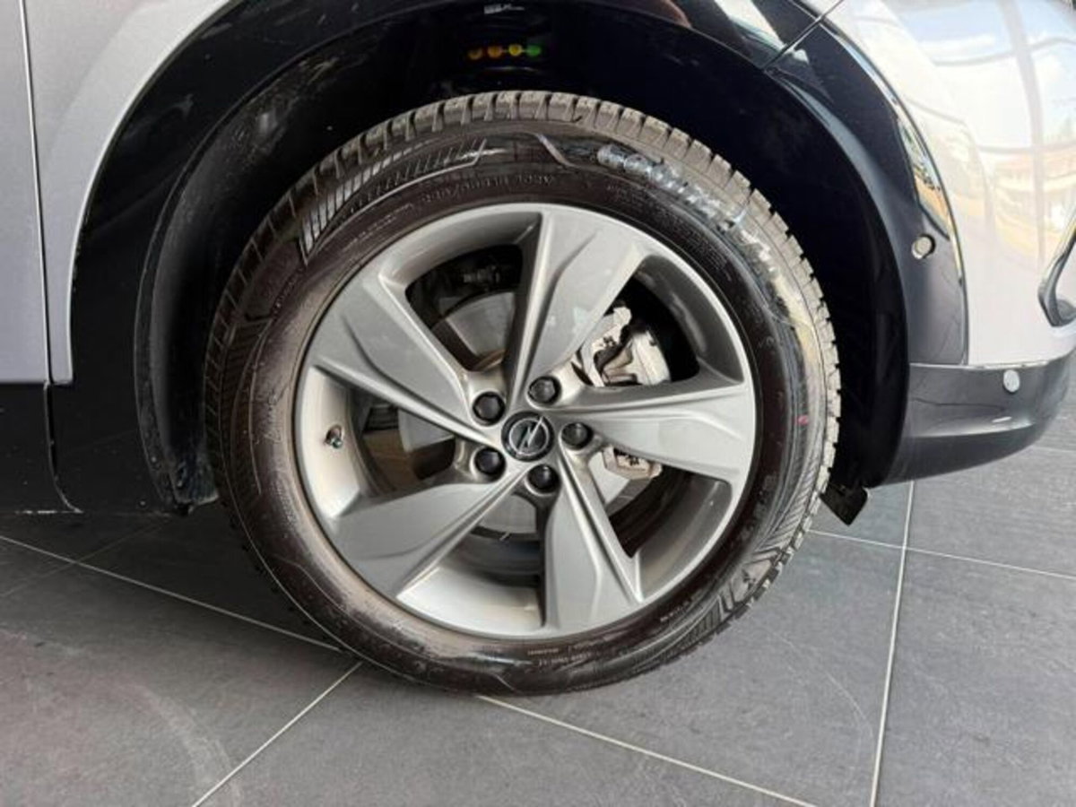 Opel Grandland 1.5 diesel Ecotec aut. GS Line (9)
