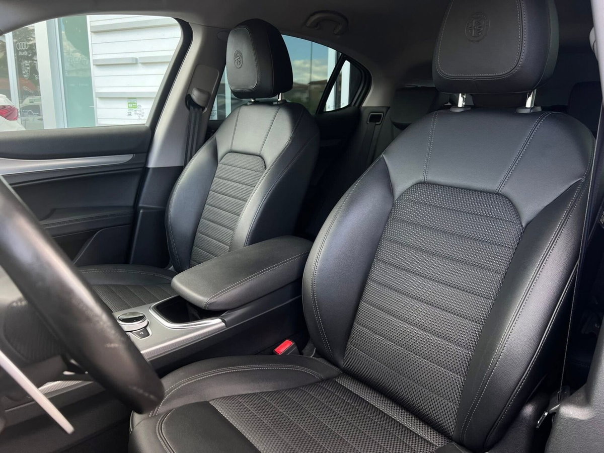 Alfa Romeo Stelvio Stelvio 2.2 Turbodiesel 190 CV AT8 Q4 Sprint (10)