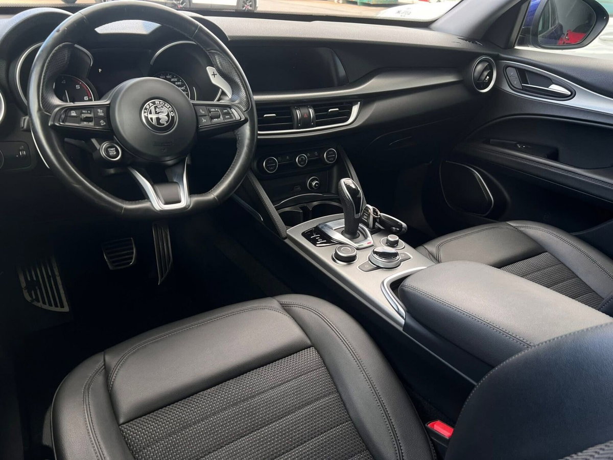Alfa Romeo Stelvio Stelvio 2.2 Turbodiesel 190 CV AT8 Q4 Sprint (8)
