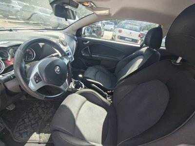 Alfa Romeo MiTo 1.3 JTDm 95 CV S&S (10)