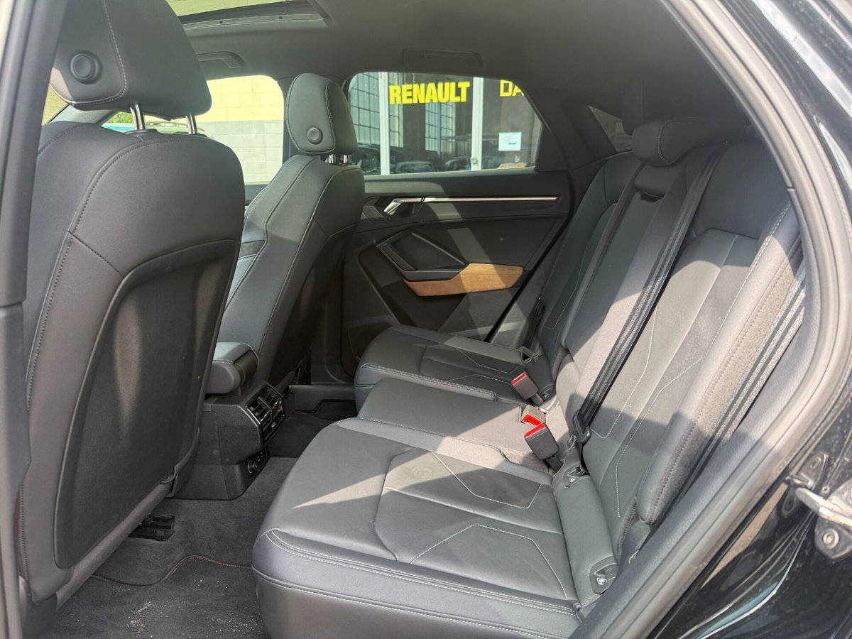Audi Q3 45 TFSI e S tronic S line edition (12)