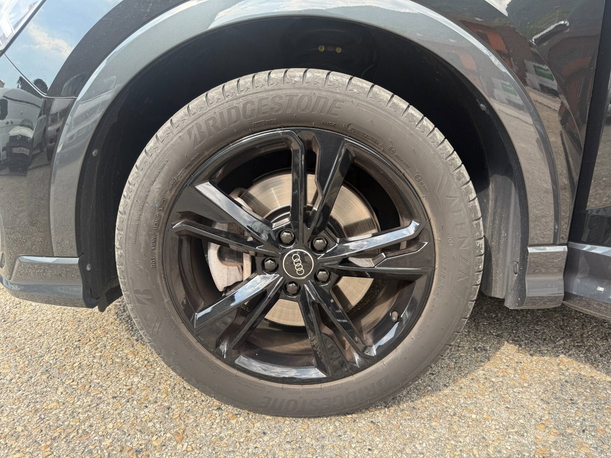 Audi Q3 45 TFSI e S tronic S line edition (14)