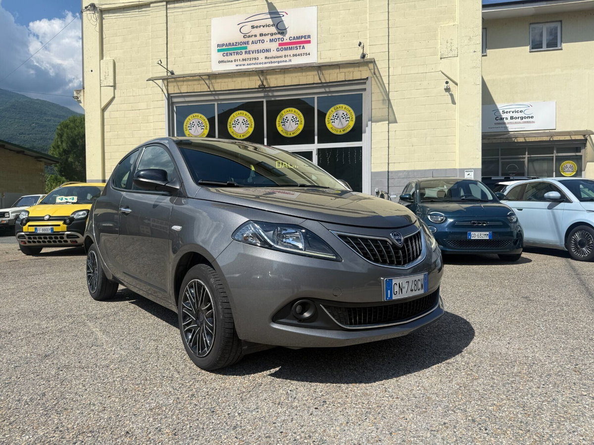 Lancia Ypsilon 1.0 FireFly 5 porte S&S Hybrid Ecochic Gold