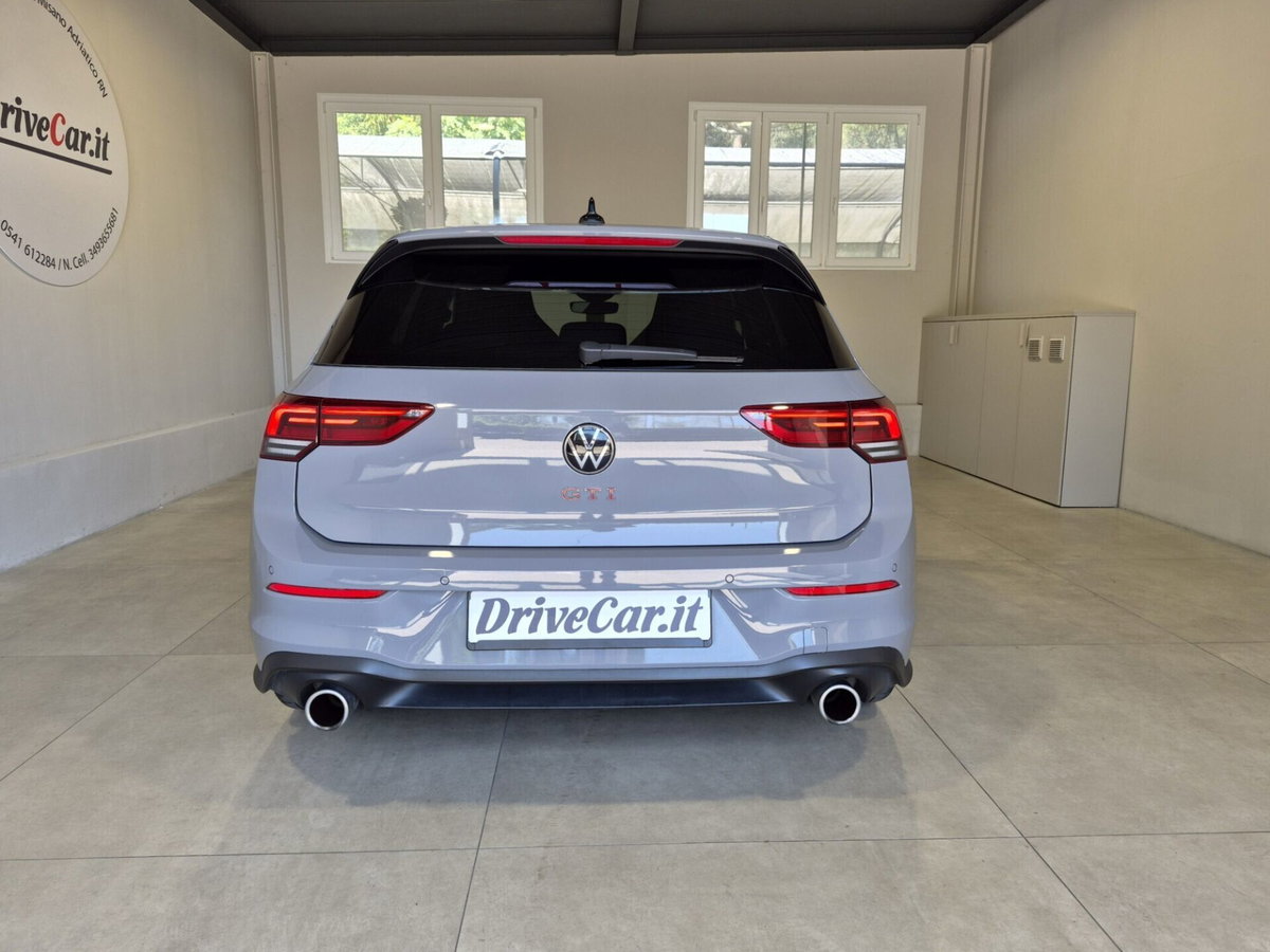 Volkswagen Golf 2.0 TSI GTI (11)