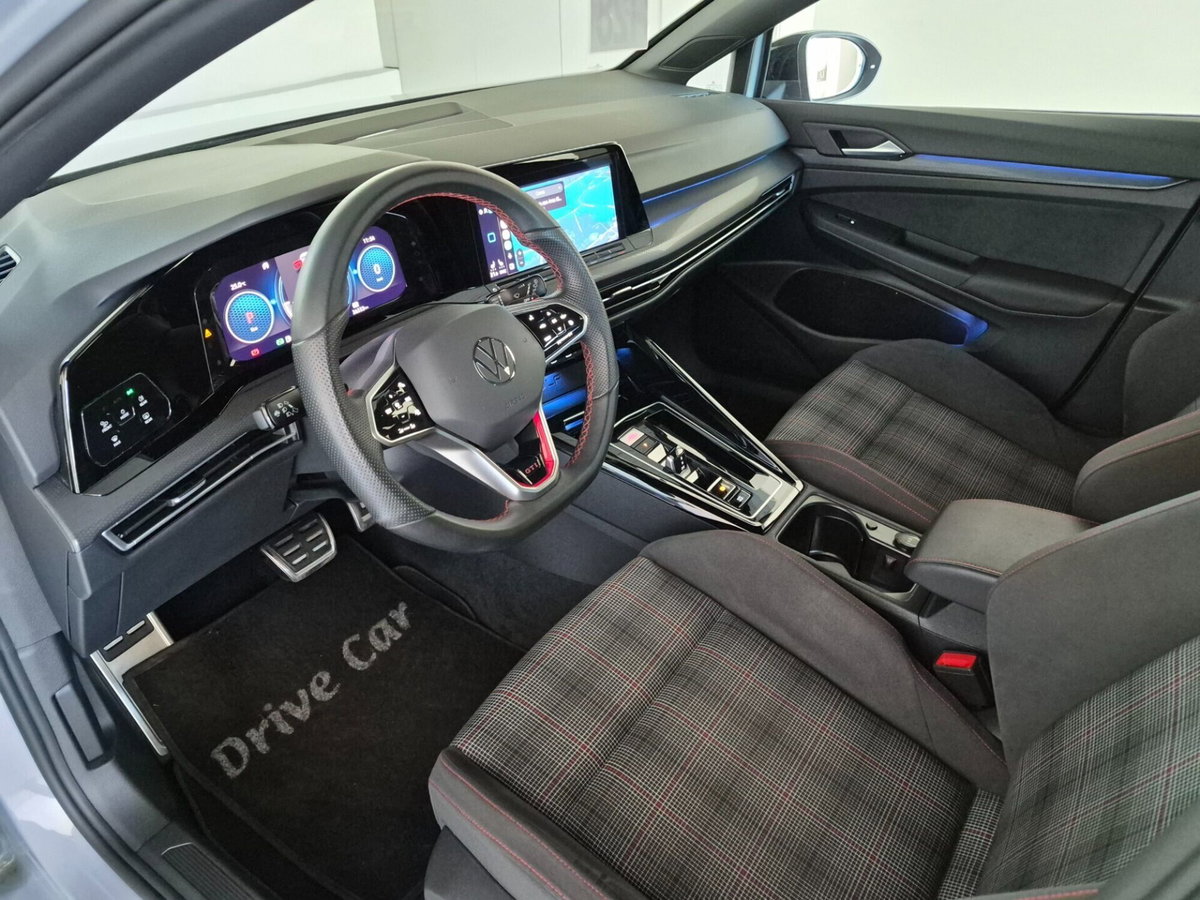 Volkswagen Golf 2.0 TSI GTI (13)