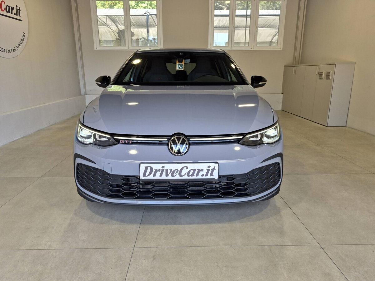 Volkswagen Golf 2.0 TSI GTI (8)