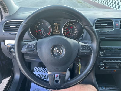 Volkswagen Golf 1.6 5p. Highline BiFuel (12)