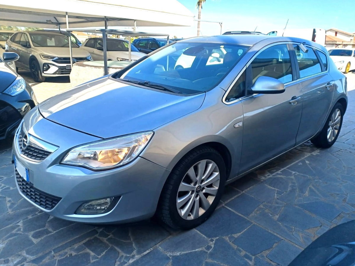 Opel Astra 1.7 CDTI 125CV 5 porte Cosmo