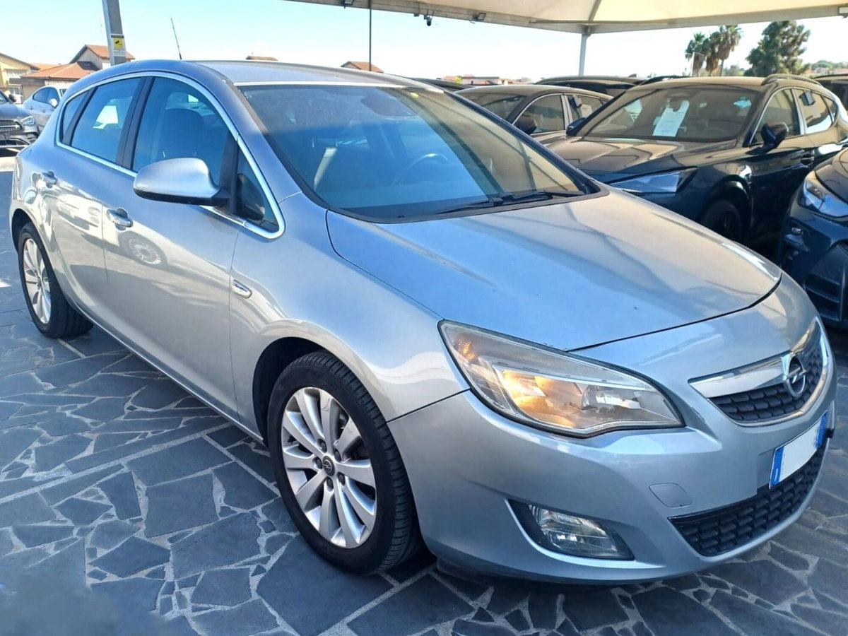 Opel Astra 1.7 CDTI 125CV 5 porte Cosmo (3)
