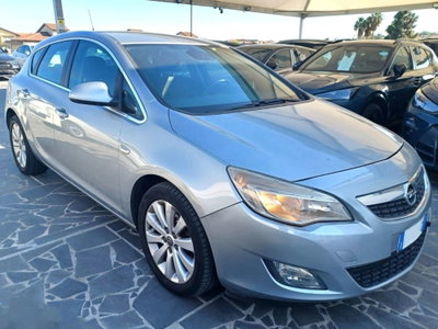 Opel Astra 1.7 CDTI 125CV 5 porte Cosmo (3)